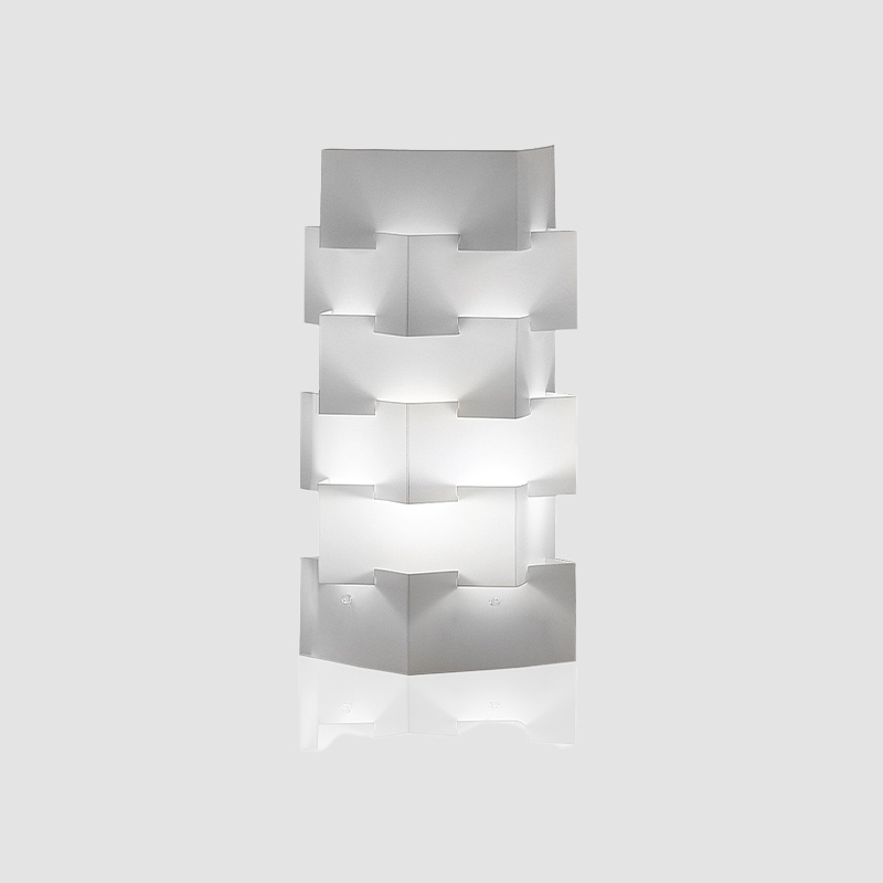 Building by Linea Zero – 7 1/2″ x 14 3/16″ Portable, Ambient offers quality European interior lighting design | Zaneen Design