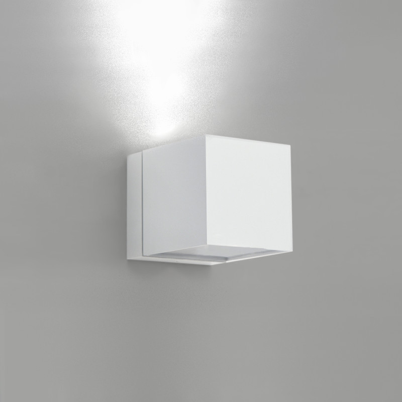 Dau by Milan – 3 1/8″ x 3 5/16″ Surface, Wall Surface offers quality European interior lighting design | Zaneen Design