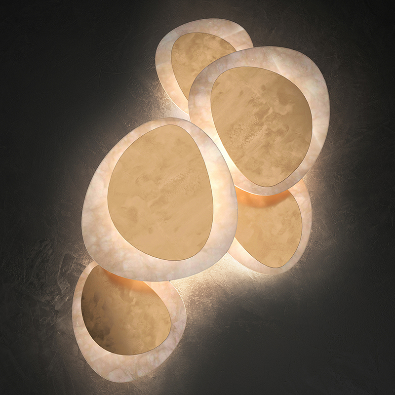 Glow by Artigia – 37 3/8″ x 31 1/2″ Surface, Wall Surface offers quality European interior lighting design | Zaneen Design
