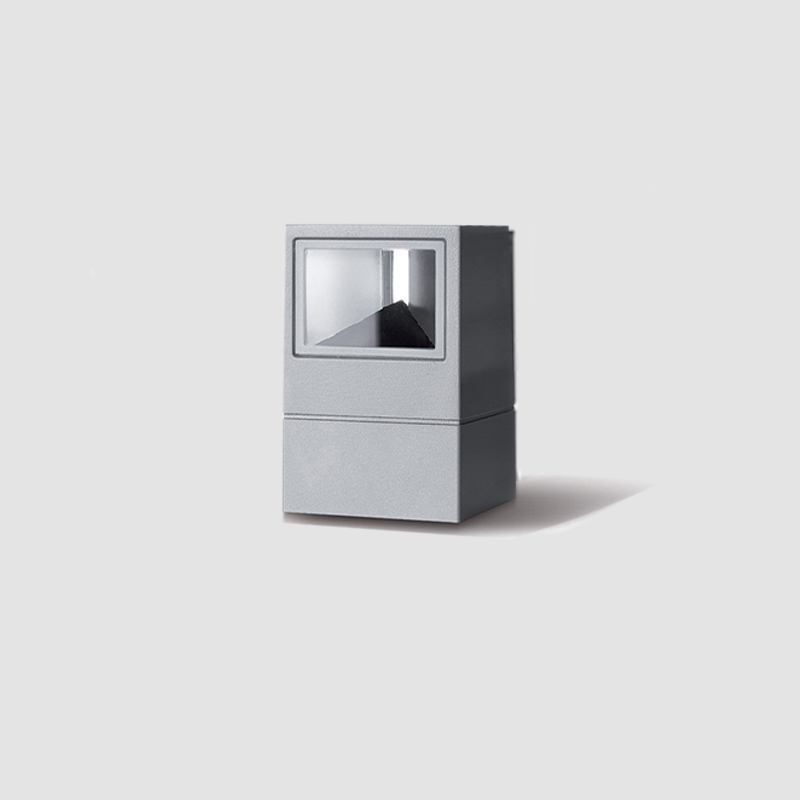 Mini One by Platek – 3 15/16″ x 5 7/8″ Post, Bollard - Mini offers high performance and quality material | Zaneen Exterior