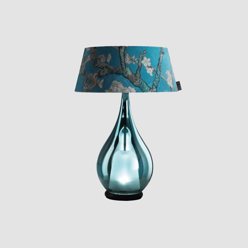 Zoe by Cangini & Tucci – 15 3/4″ x 22 13/16″ Portable, Ambient offers quality European interior lighting design | Zaneen Design