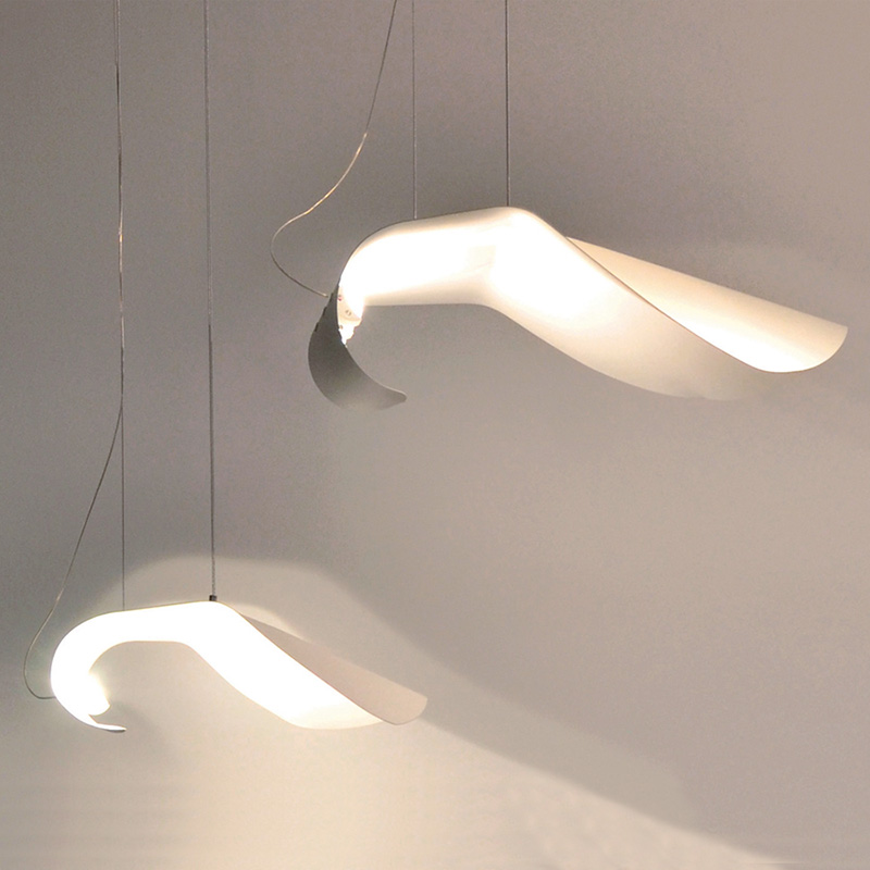 Non So! by Knikerboker - Design ceiling lights made from hand-beaten curved steel