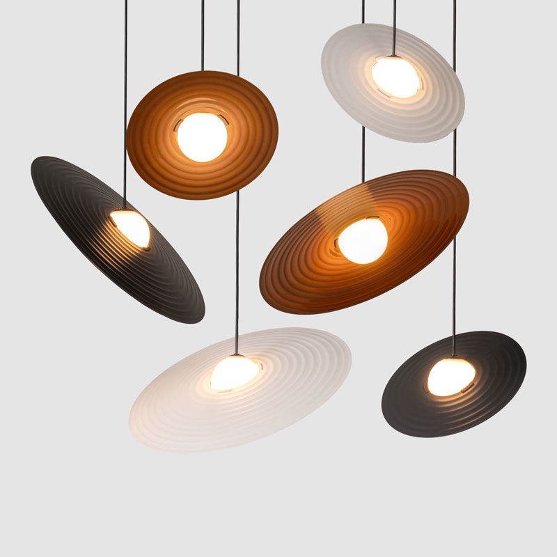 Symphony by Milan- Circular fixture with irregular-shaped glass lampshade