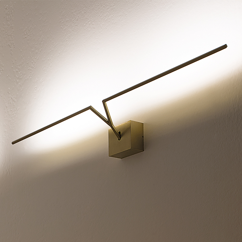 Yippie by Icone - Design surface lamp in Y-shaped with an adjustable lamp head